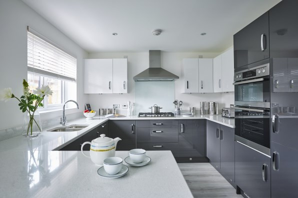 Black White And Grey Kitchen
 Black and grey kitchens