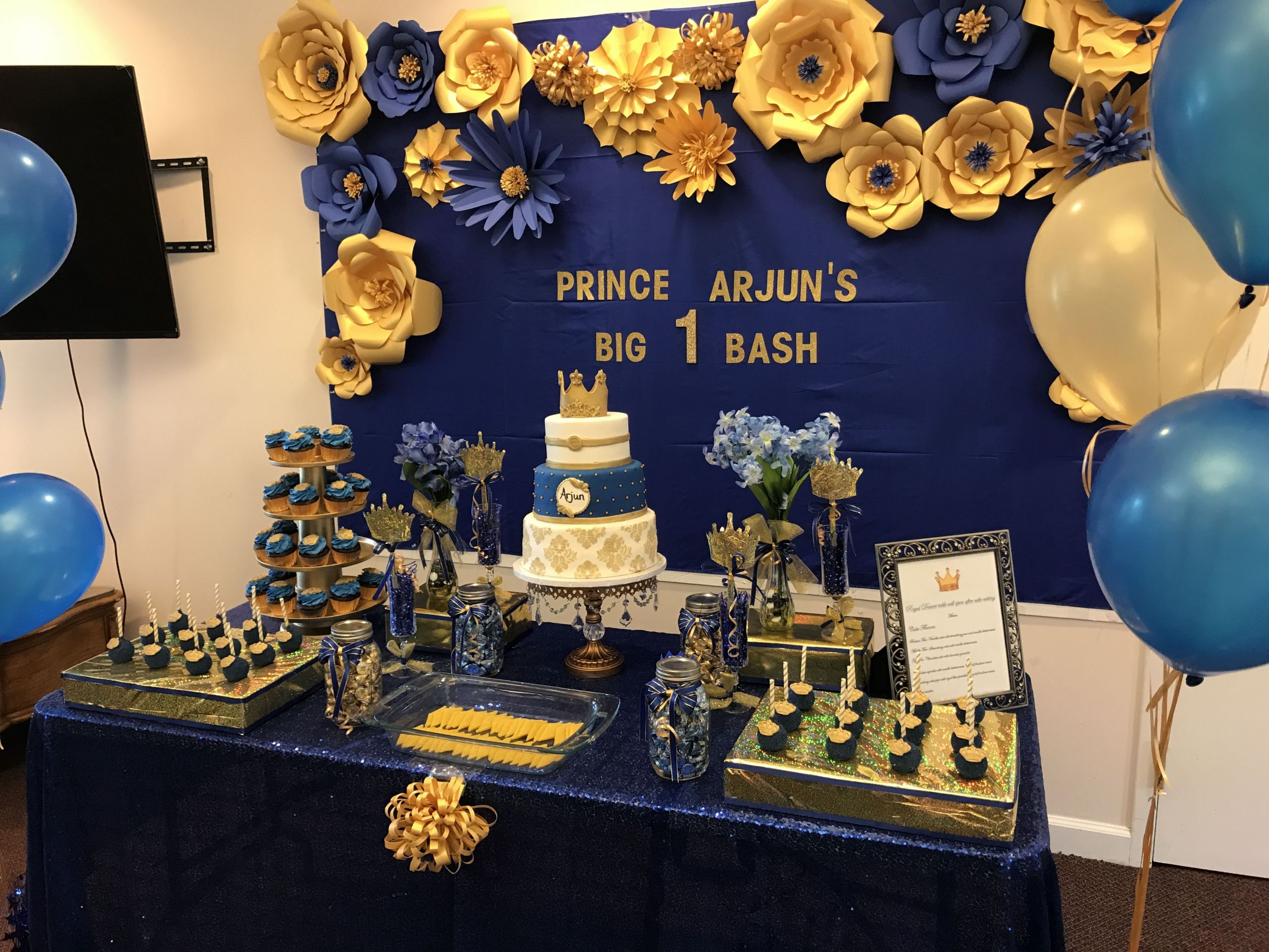 Blue And Gold Graduation Party Ideas
 Paper flowers done with royal blue and gold cardstock