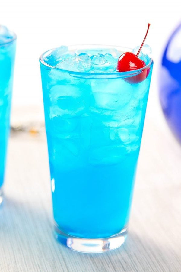 Blue Baby Shower Punch Recipes
 Super Frothy Blue Baby Shower Punch With Ducks