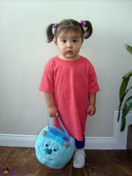 Boo Costume DIY
 Monsters Inc Boo Costume DIY