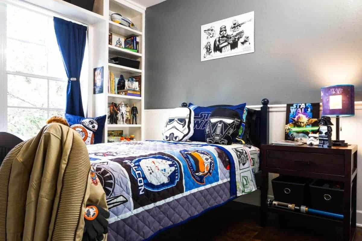 Boys Star Wars Bedroom
 Out of This World Star Wars Bedroom [Kids’ Bedroom Decor