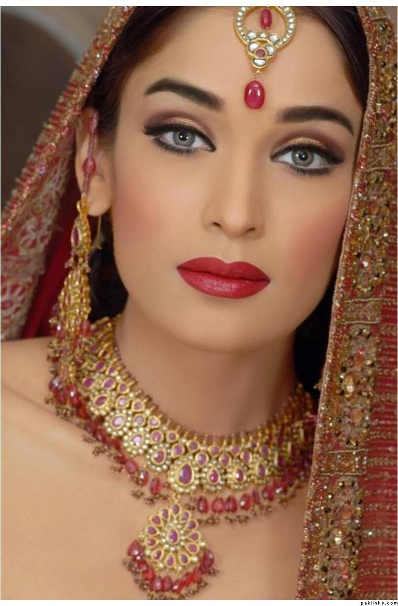 Brides Make Up
 Latest Bridal Makeup Tips Fashionzu