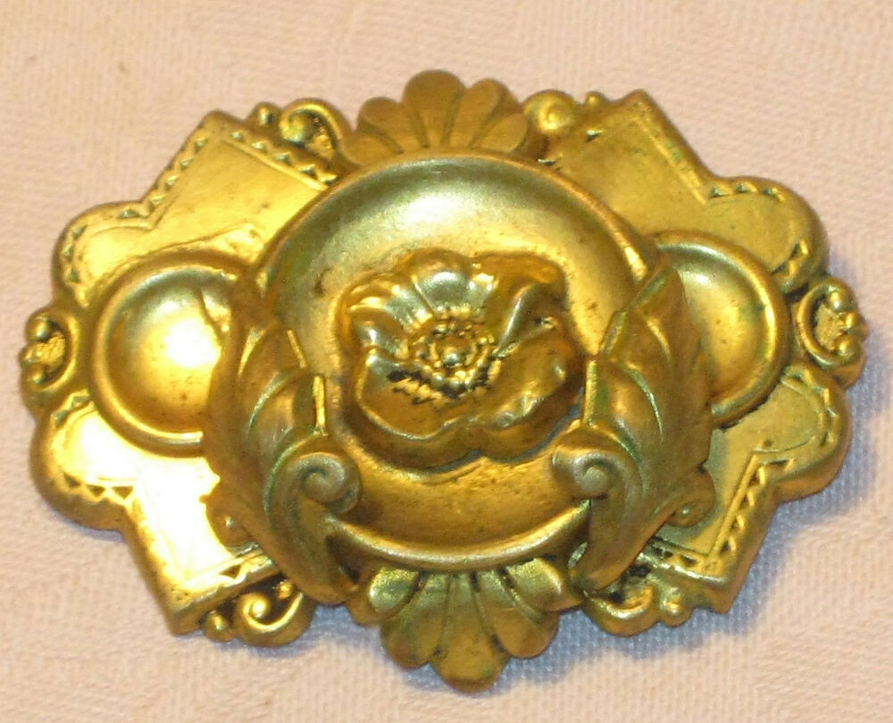 Brooches Art
 Antique VICTORIAN ART DECO LAYERED BRASS FLORAL PIN Brooch