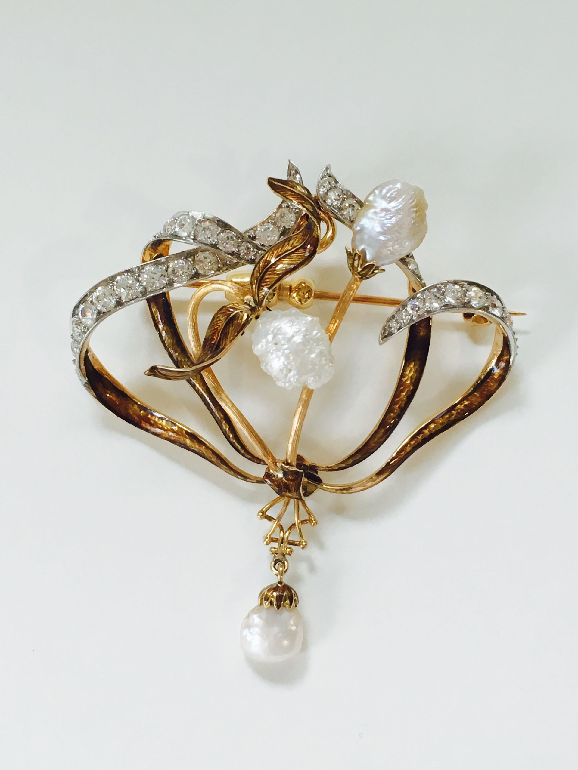 Brooches Art
 Diamond and Natural Baroque Pearl Art Nouveau Brooch
