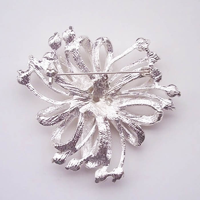 Brooches Modern
 Modern Crystal Wedding Brooch Luxury Wedding Invitations