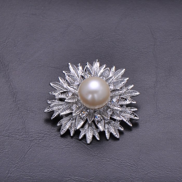 Brooches Modern
 Modern Pearl Brooch Luxury Wedding Invitations Handmade