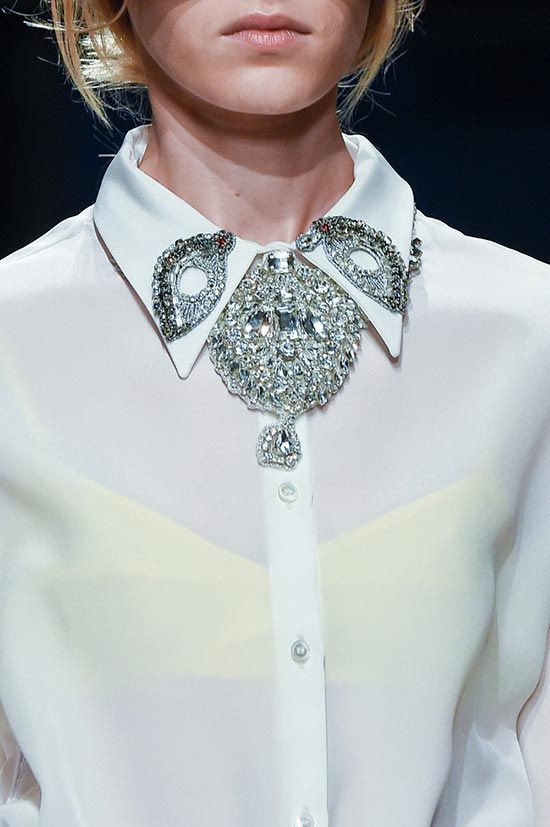 Brooches Style
 Accessory trends 2016 Brooches Are Back