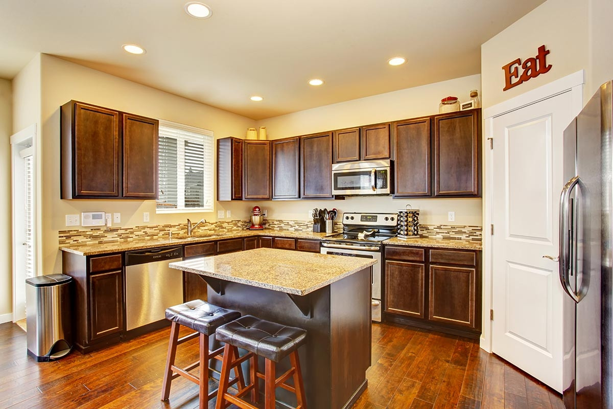 Brown Countertop Kitchen
 Granite Countertop Contractor Serving Peoria Surprise