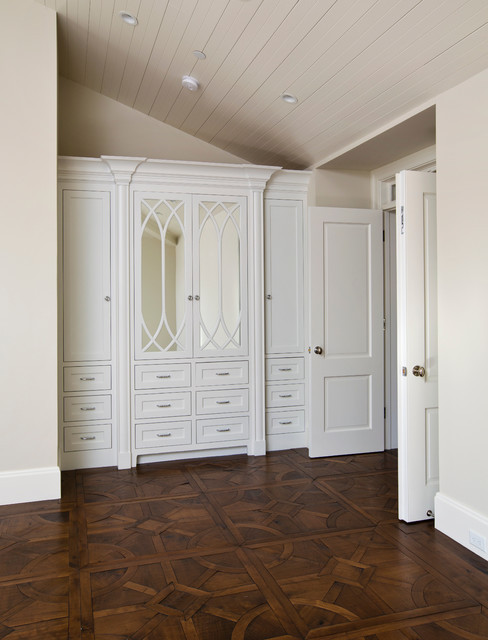 Built In Bedroom Cabinet
 Painted Built in Cabinets Traditional Bedroom san