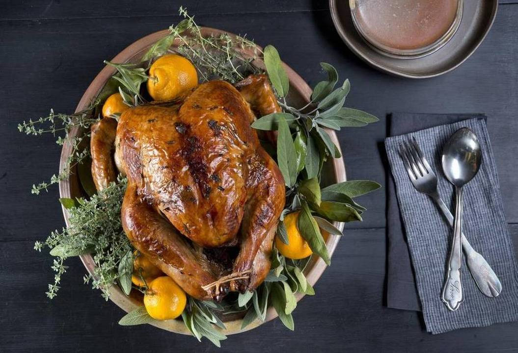Buy A Cooked Turkey For Thanksgiving
 Thanksgiving 2018 Restaurants open turkey how to a