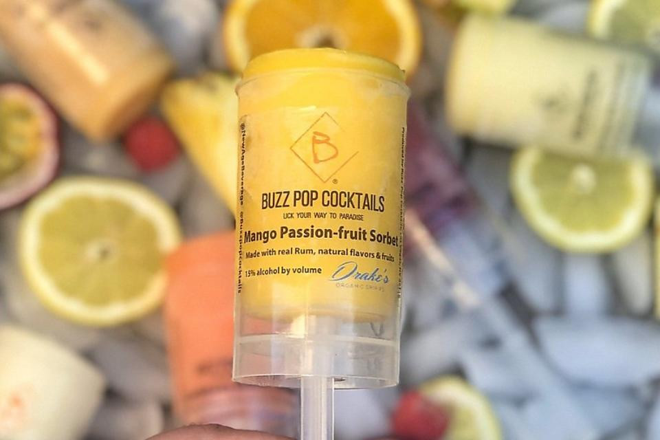Buzz Pop Cocktails
 Buzz Pop Cocktails Boozy Adult Push Ups Are Now a Thing