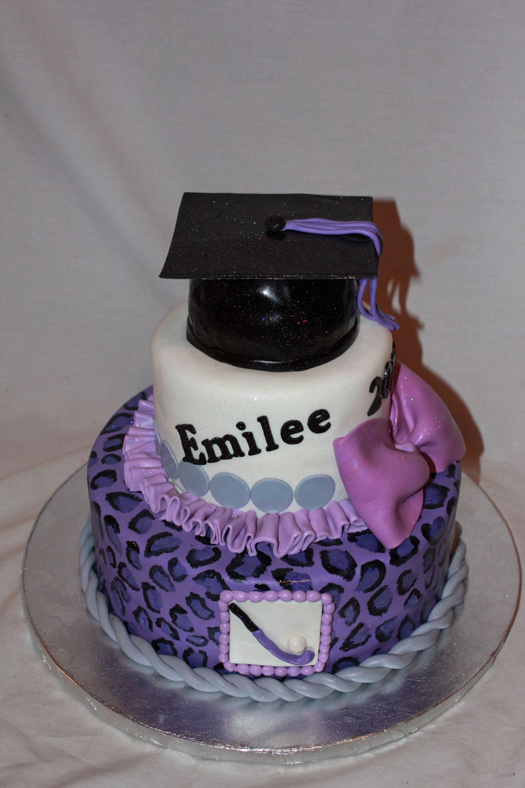 Cake Ideas For Graduation Party
 girly graduation cake Google Search