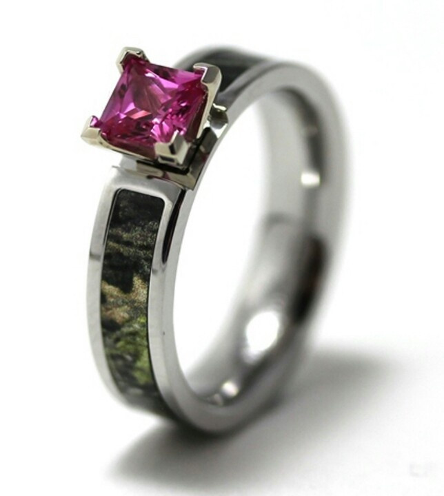 Camo Diamond Engagement Rings
 Camo engagement ring with pink diamond