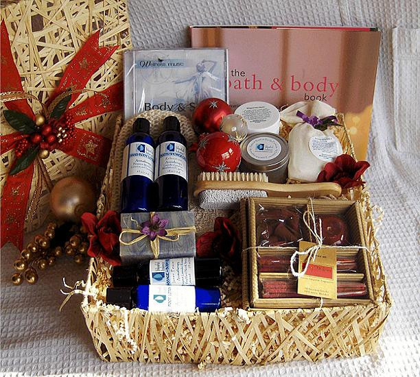 Candle Gift Basket Ideas
 Christmas Gift Basket Ideas for Women Christmas