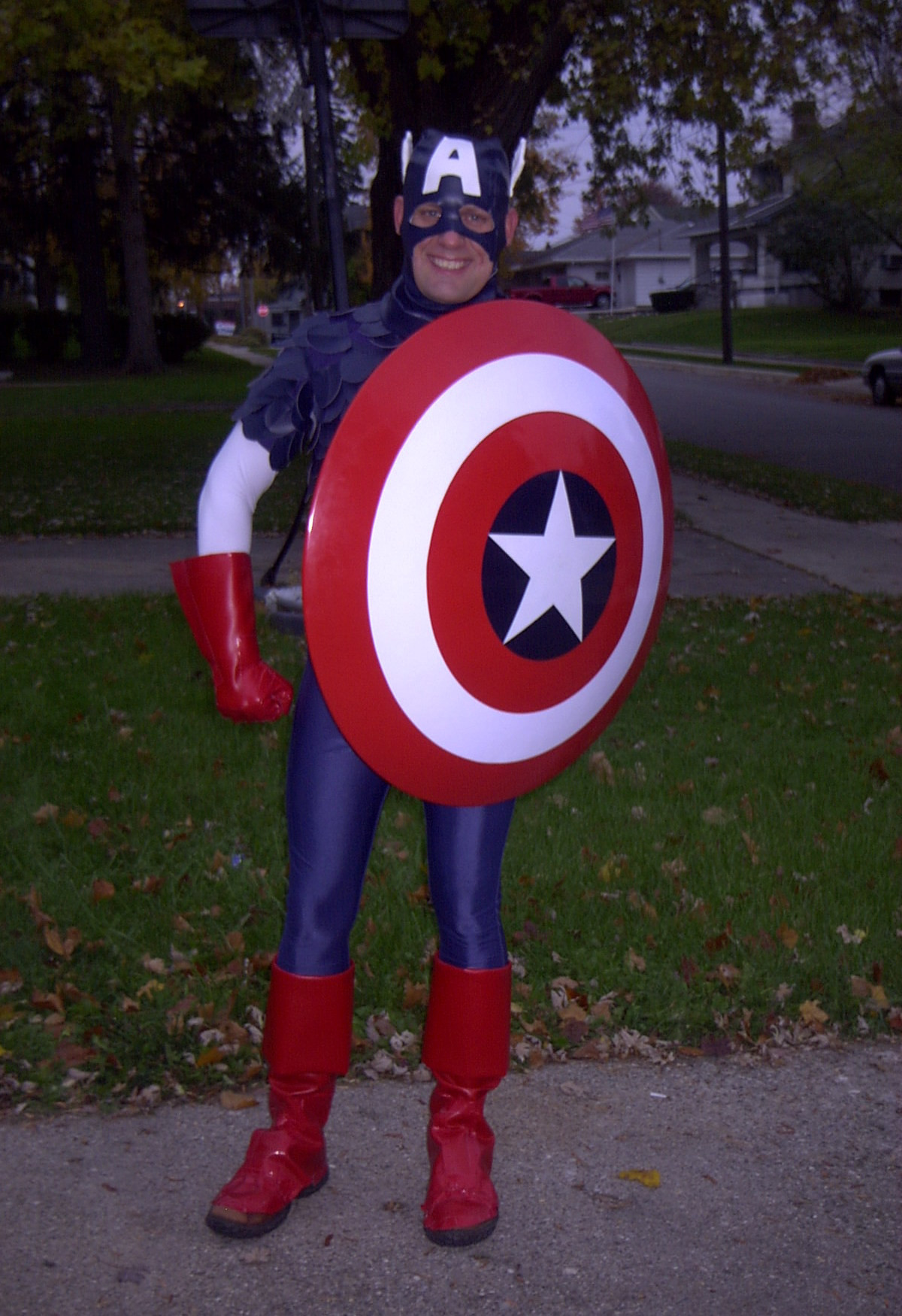 Captain America Mask DIY
 Captain America Halloween Costume