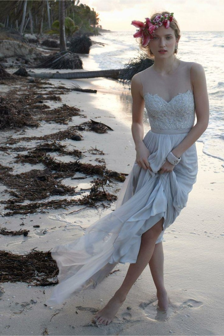 Casual Beach Wedding
 Casual Beach Wedding Dresses To Stay Cool MODwedding