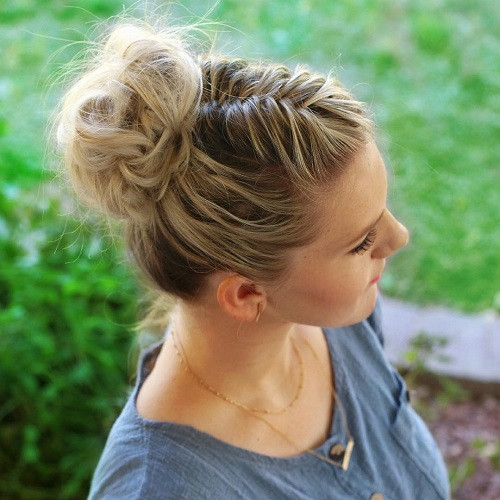 Casual Updo Hairstyles
 30 Easy and Stylish Casual Updos for Long Hair