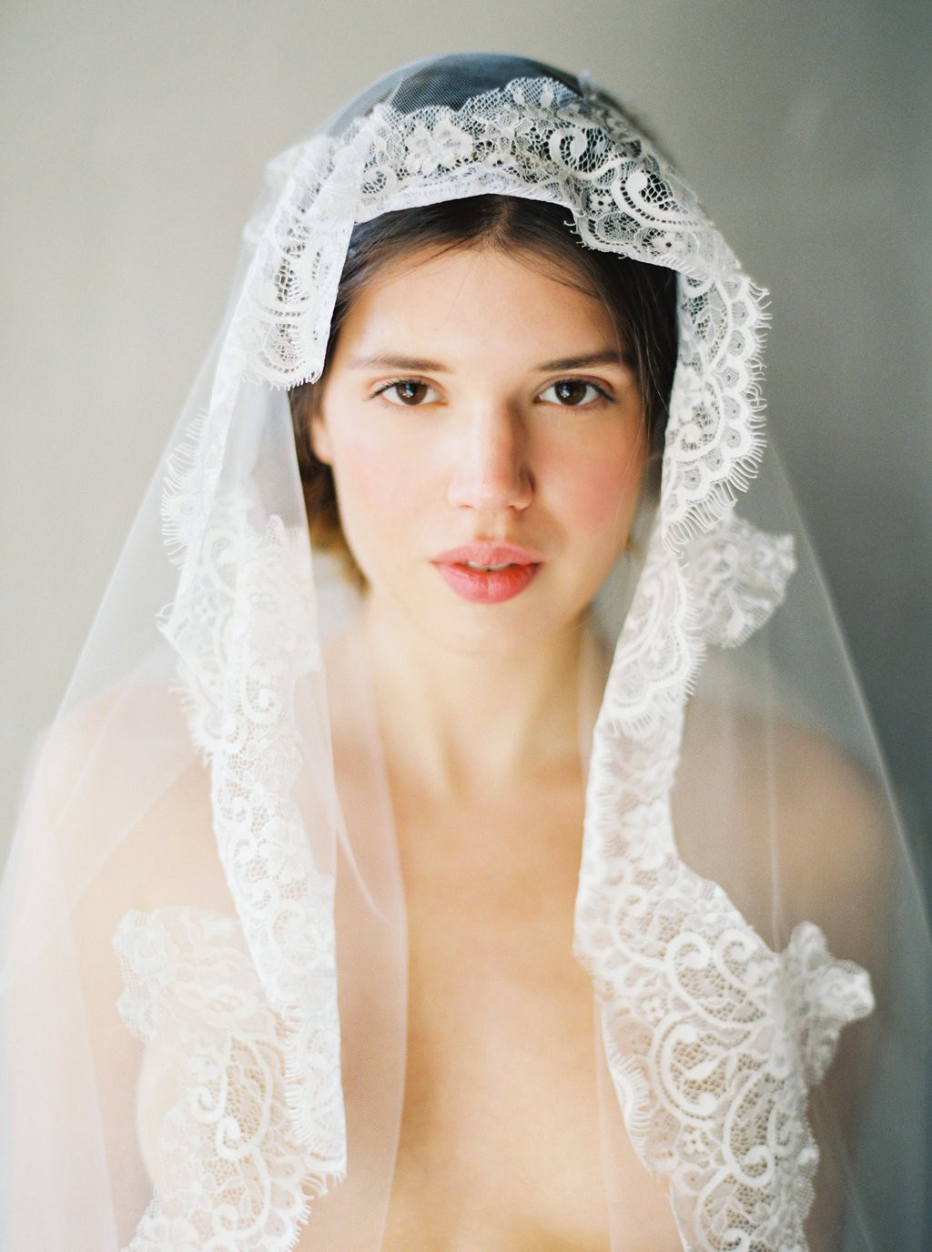 Cathedral Style Wedding Veils
 Cathedral Length Chantilly Lace Wedding Veil ‘Forestyne’