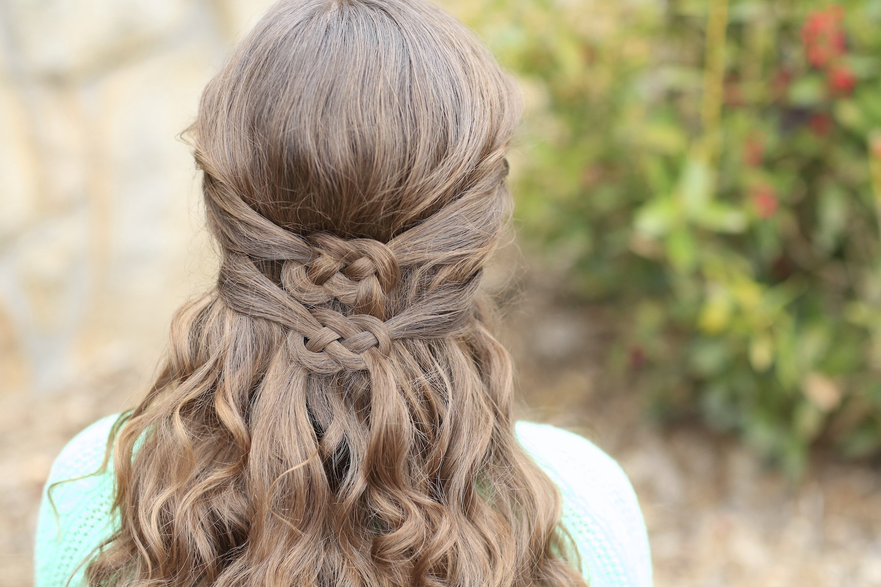 Celtic Hairstyles Female
 3 Ways to Wear a Celtic Knot