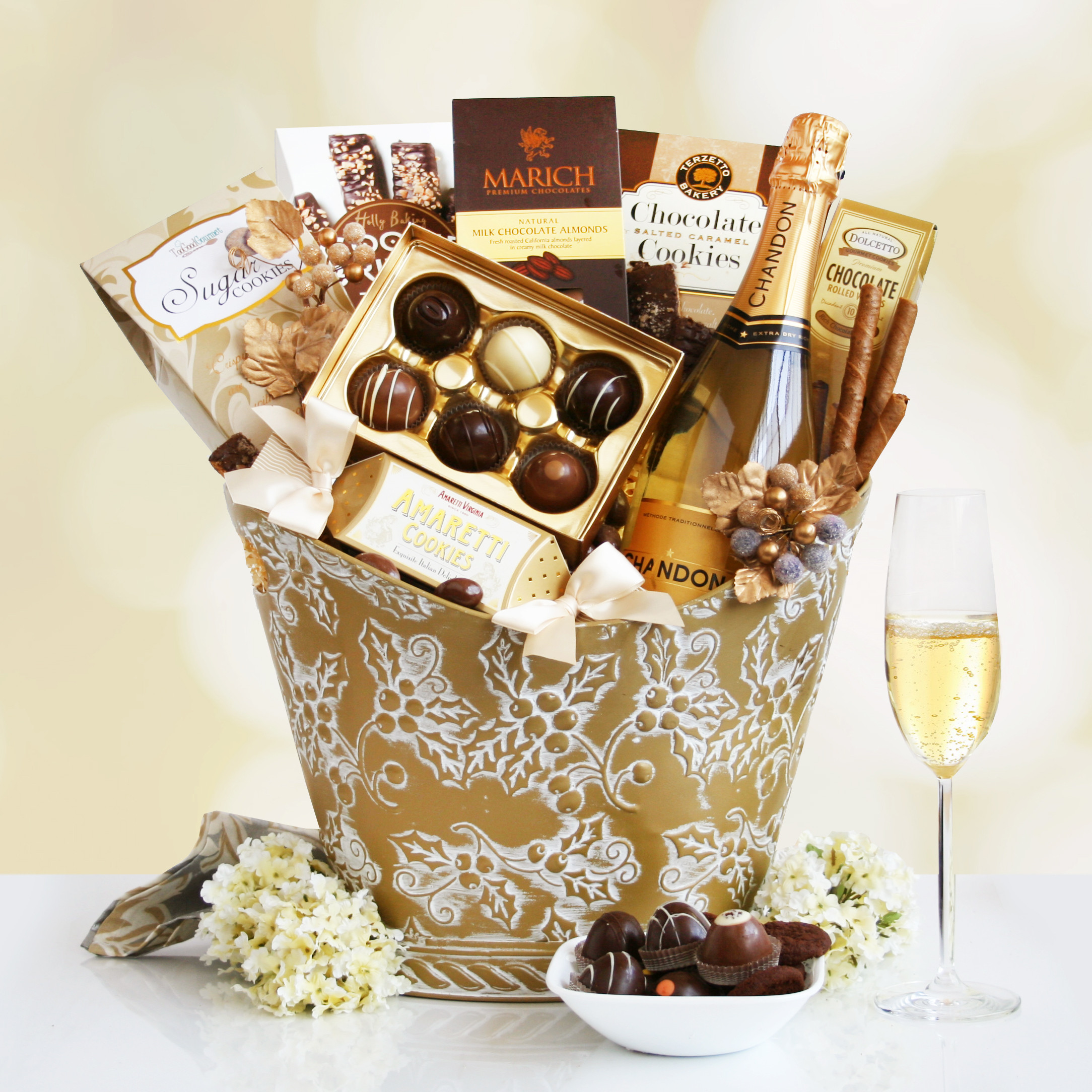 Champagne Gift Basket Ideas
 Elegant Holiday Gift Basket – Wine Lovers Shopping Mall