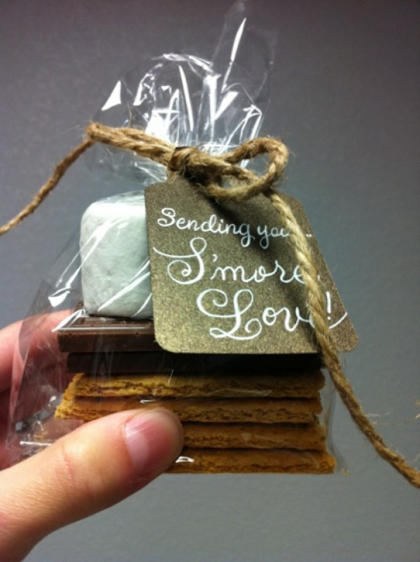 Cheap Wedding Favor Ideas DIY
 Creative and Cheap Wedding Favor Ideas