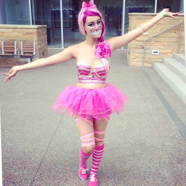 Cheshire Cat Costume DIY
 Alice in Wonderland Halloween Costume DIY