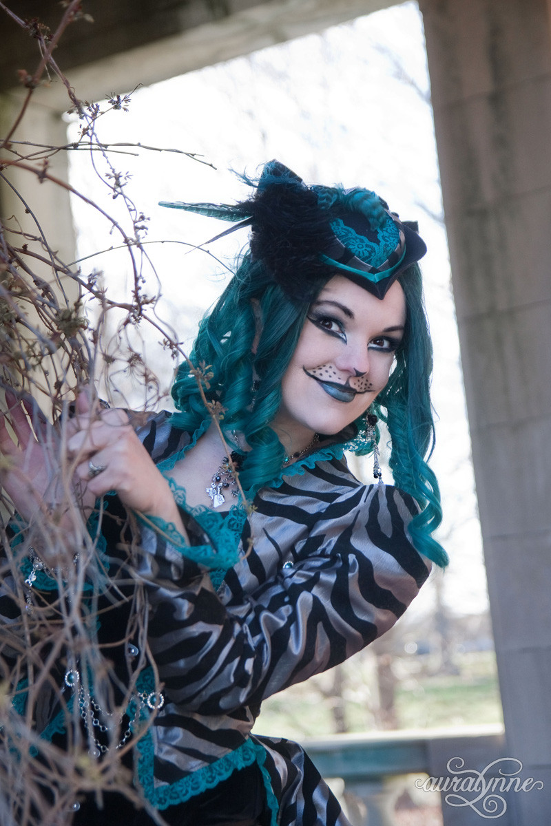 Cheshire Cat Costume DIY
 Cheshire Cat Costume We’re all Mad Here