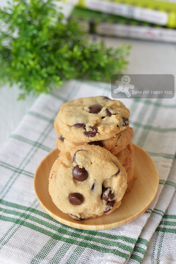 Chocolate Chip Cookies With Vegetable Oil
 Bake for Happy Kids Looking for the BEST Copycat Crispy