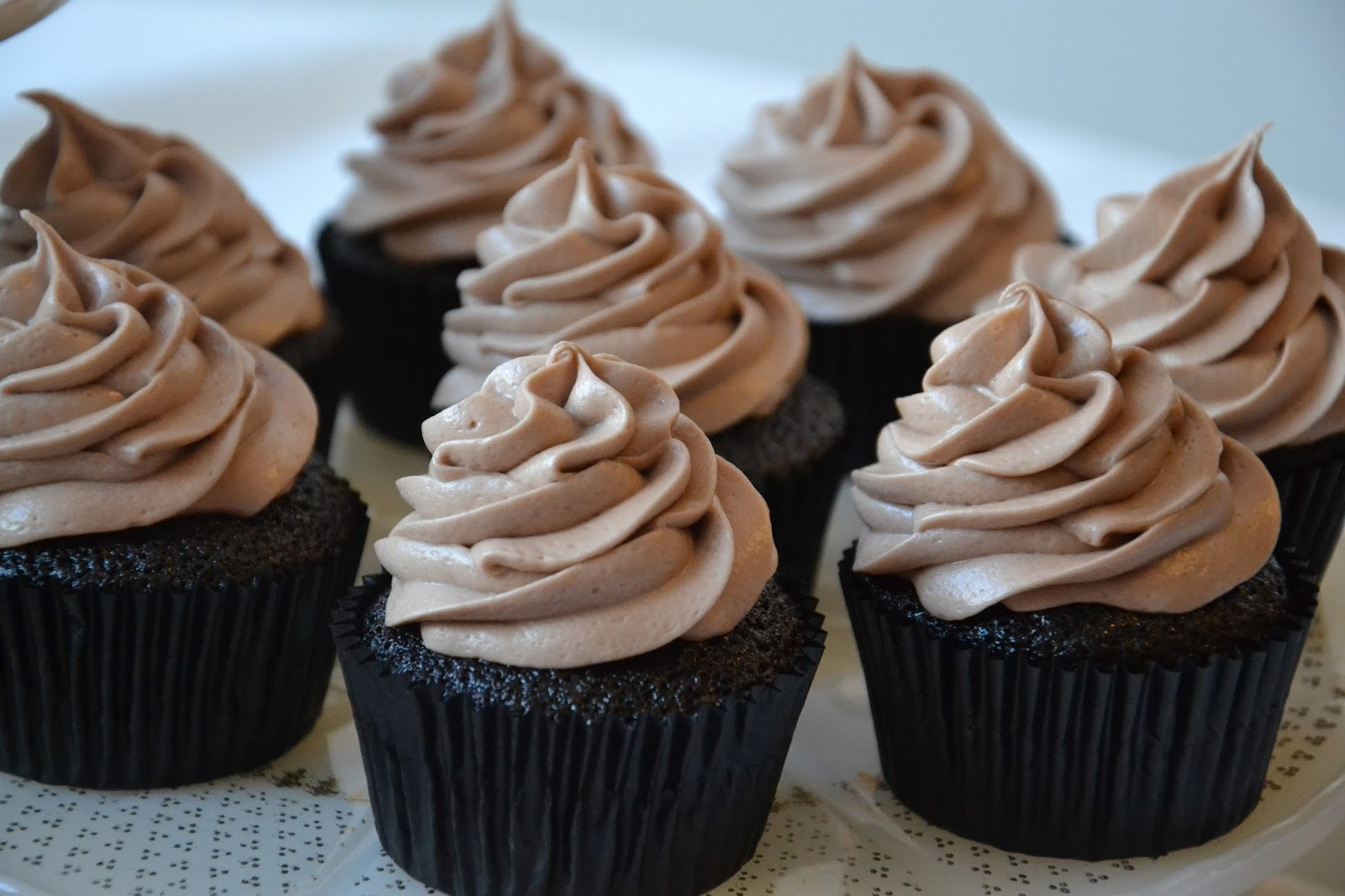 Chocolate Cupcakes With Cream Cheese Filling
 The Sugary Shrink Chocolate Cream Cheese Cupcakes