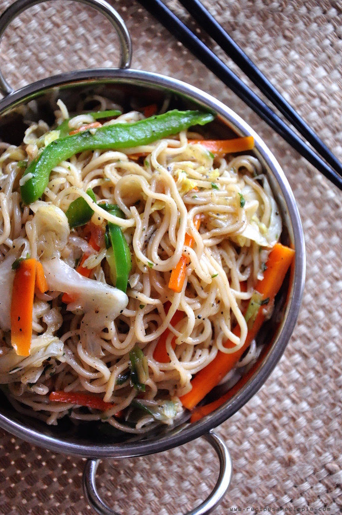 Chow Mein Stir Fry Noodles
 Ve able Chow Mein Chinese Veg Noodle Stir Fry
