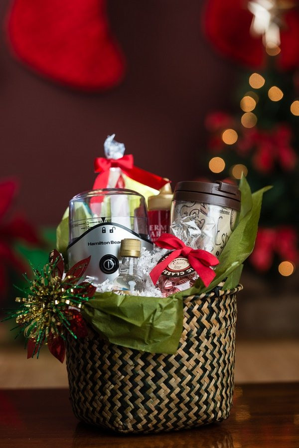 Christmas Baskets DIY
 DIY Christmas t basket ideas – how to arrange and