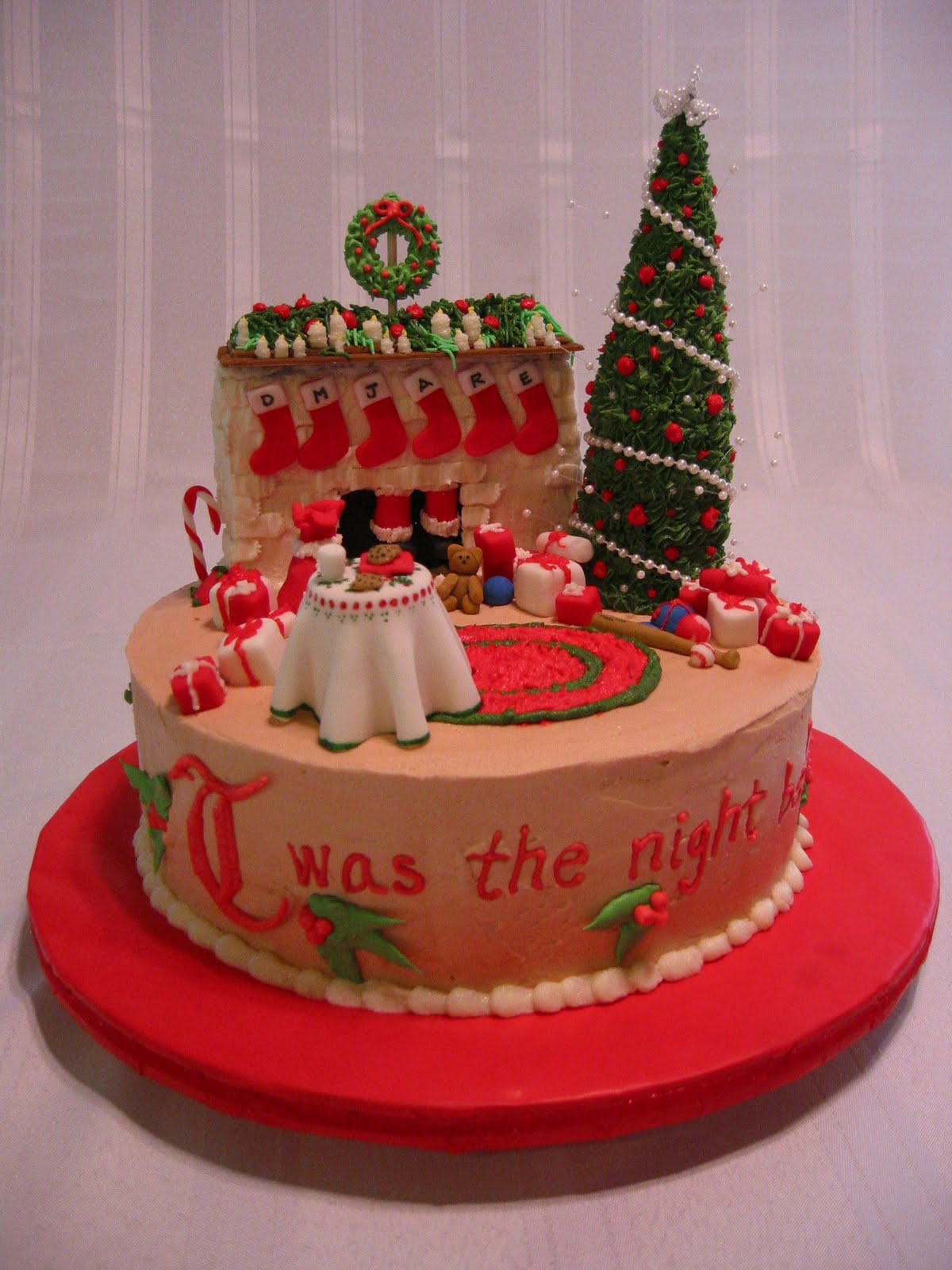 Christmas Birthday Cakes
 a party style xmas in july christmas cake