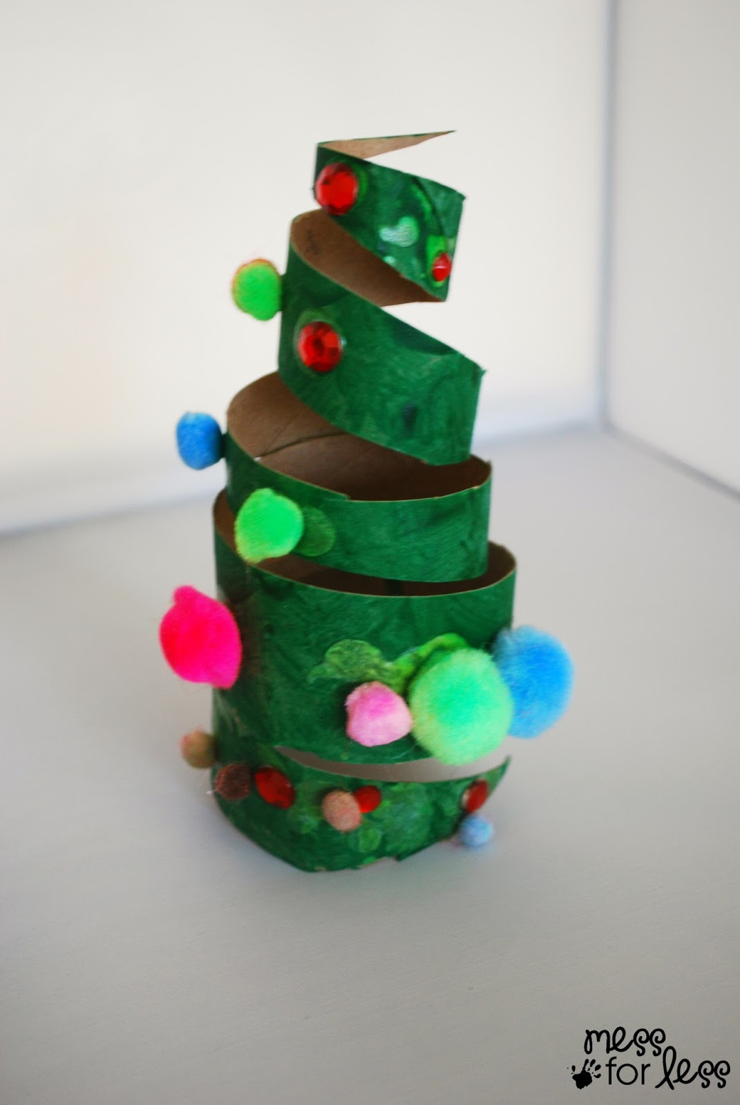 Christmas Craft Images
 Christmas Crafts for Kids Cardboard Tube Christmas Tree
