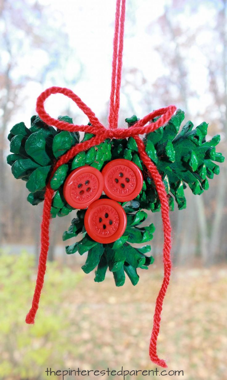 Christmas Crafts For Preschoolers On Pinterest
 105 best images about Pinecone Acorn Crafts on Pinterest