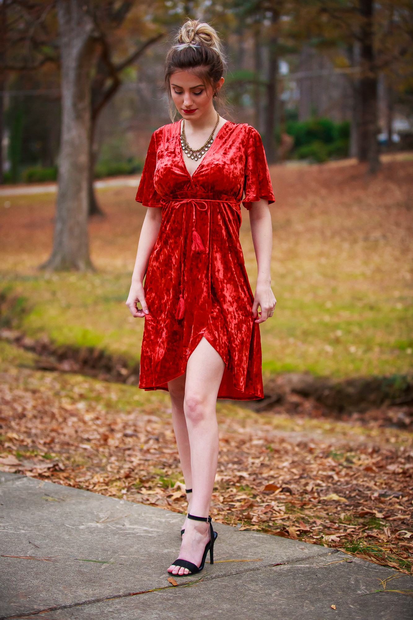 Christmas Holiday Party Outfit Ideas
 What to Wear to a Christmas Party