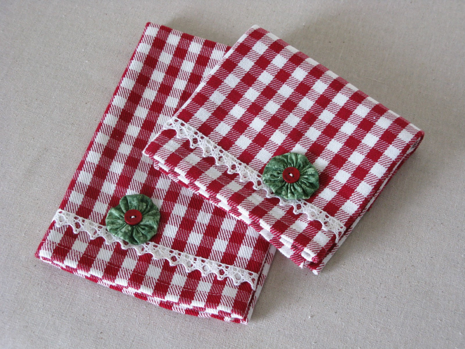 Christmas Kitchen Towels
 Miss Abigail s Hope Chest Christmas Kitchen Towels