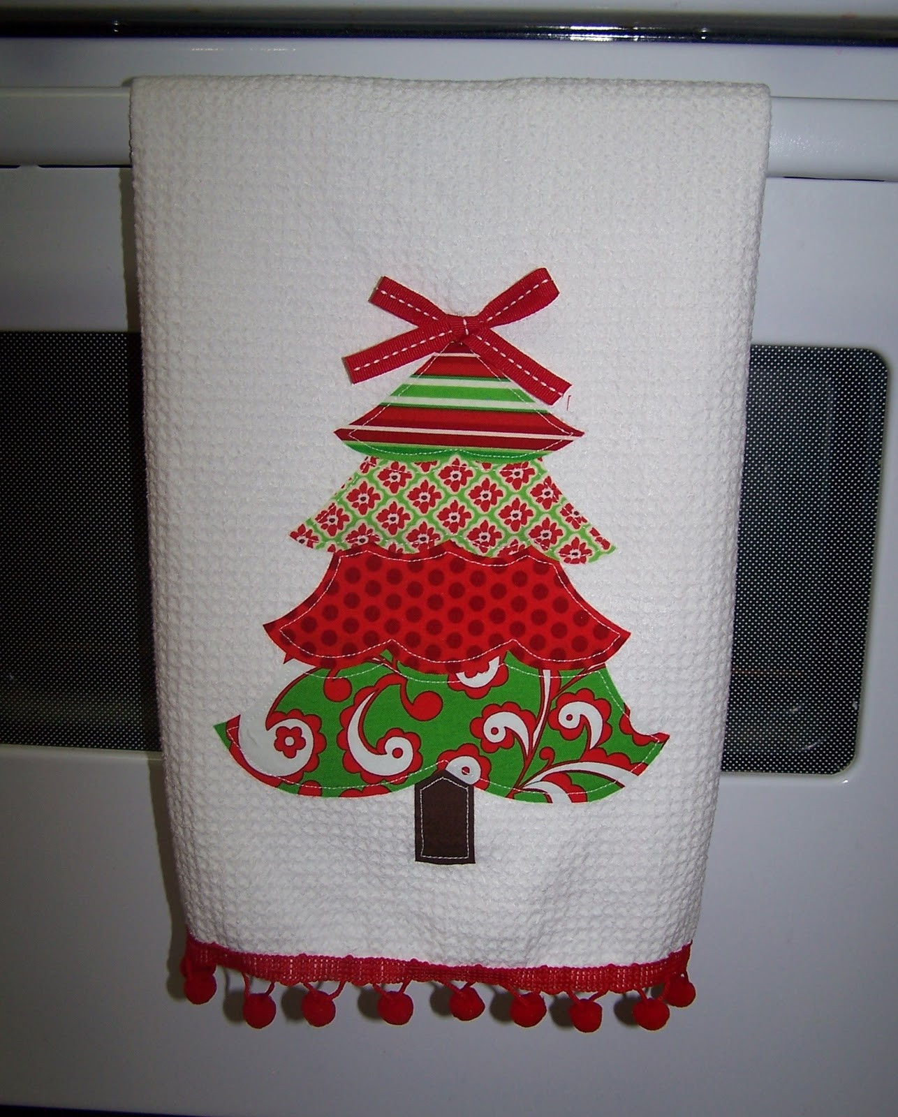 Christmas Kitchen Towels
 froufroubritches Applique Christmas Towel