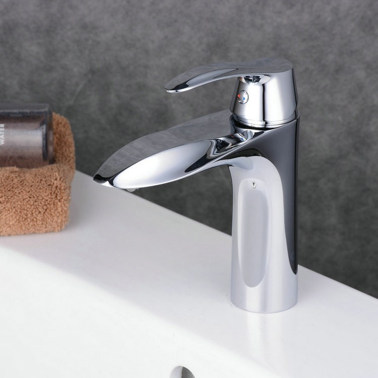 Chrome Single Hole Bathroom Faucet
 Contemporary Centerset Widespread with Ceramic Valve
