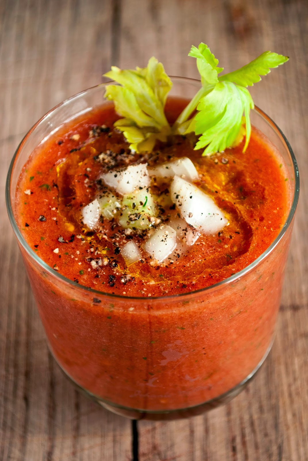 Cold Tomato Soup
 Quick and refreshing cold tomato soup gazpacho VeganSandra