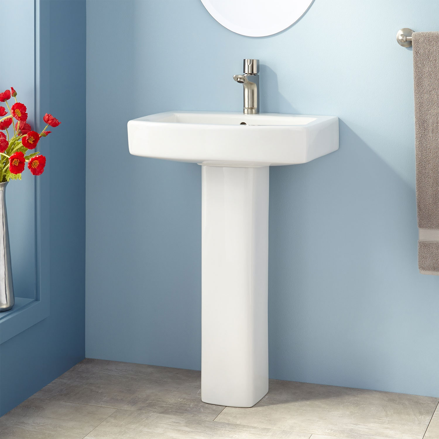 Compact Bathroom Sink
 8 Small Bathroom Sinks That Will Make a Big Impact