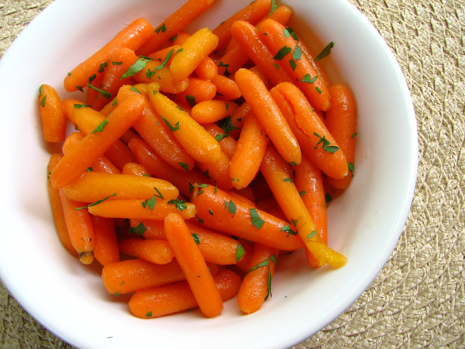 Cooked Baby Carrots Recipes
 Lynda s Recipe Box Honey and Butter Glazed Baby Cut Carrots