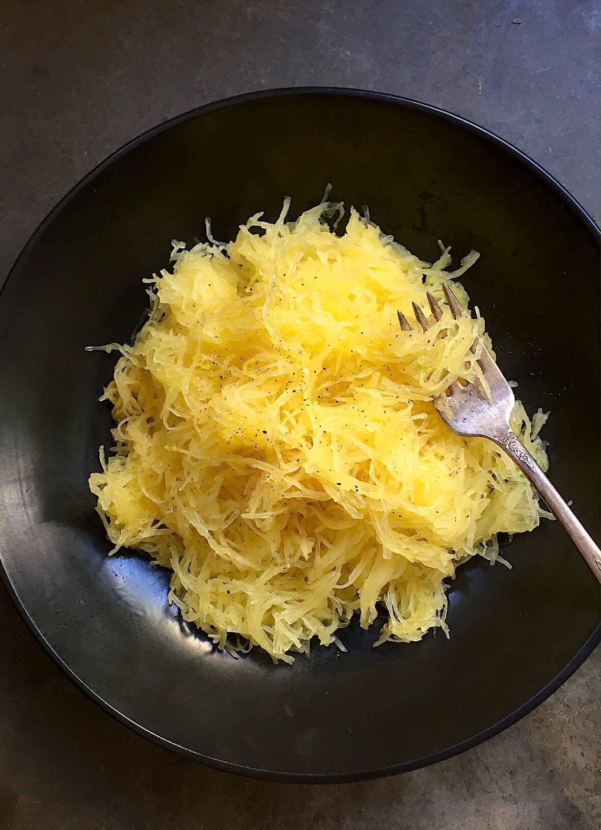 Cooking Spaghetti Squash In Microwave
 How to Cook Spaghetti Squash in the Microwave in just a
