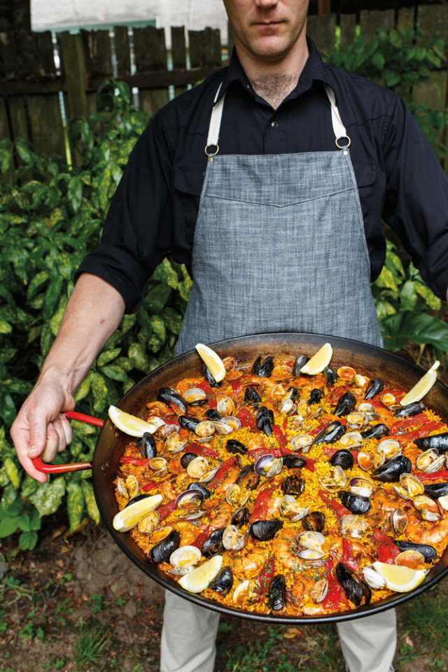 Cookout Party Food Ideas
 The New Cookout How to Host the Perfect Summer Paella