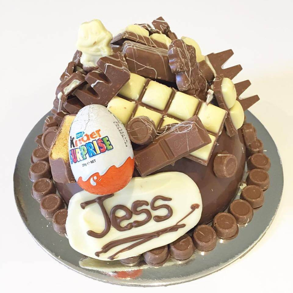 Cool Birthday Cakes
 These Cool Cakes Will Take Your Birthday Celebration To