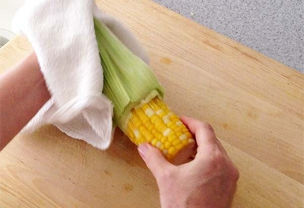 Corn On Cob In Microwave
 Easiest Way to Microwave Corn on the Cob