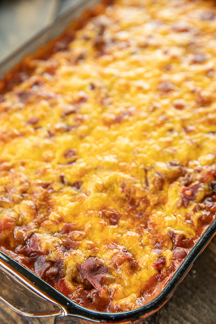 Cornbread Topped Casserole
 Chili & Cornbread Casserole