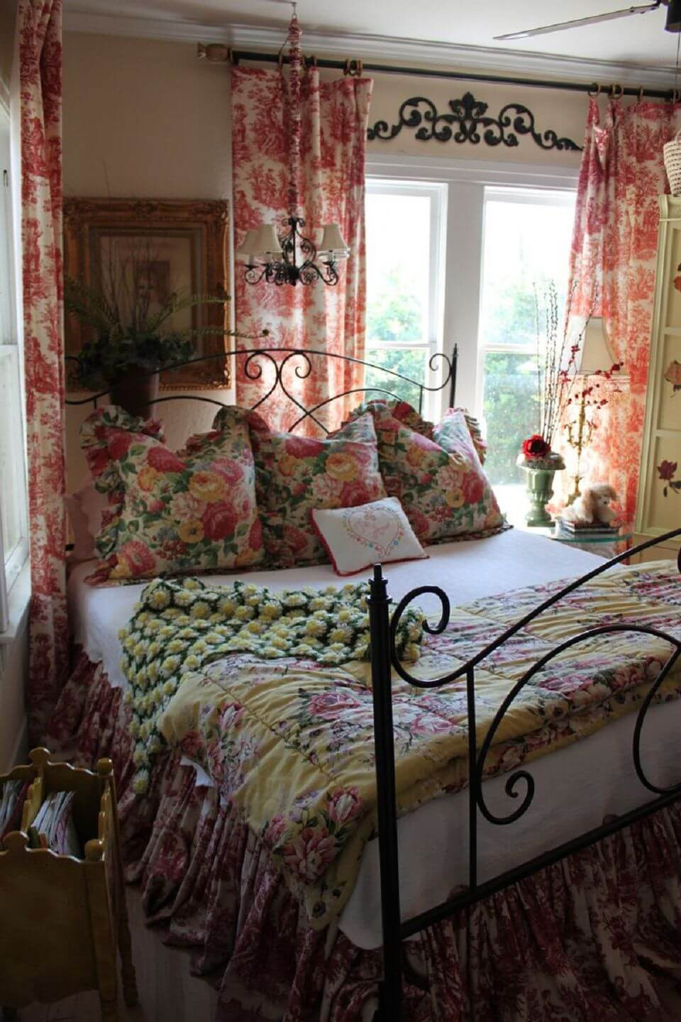 Country Bedroom Colors
 15 Popular Bedroom Colors 2018 Interior Decorating
