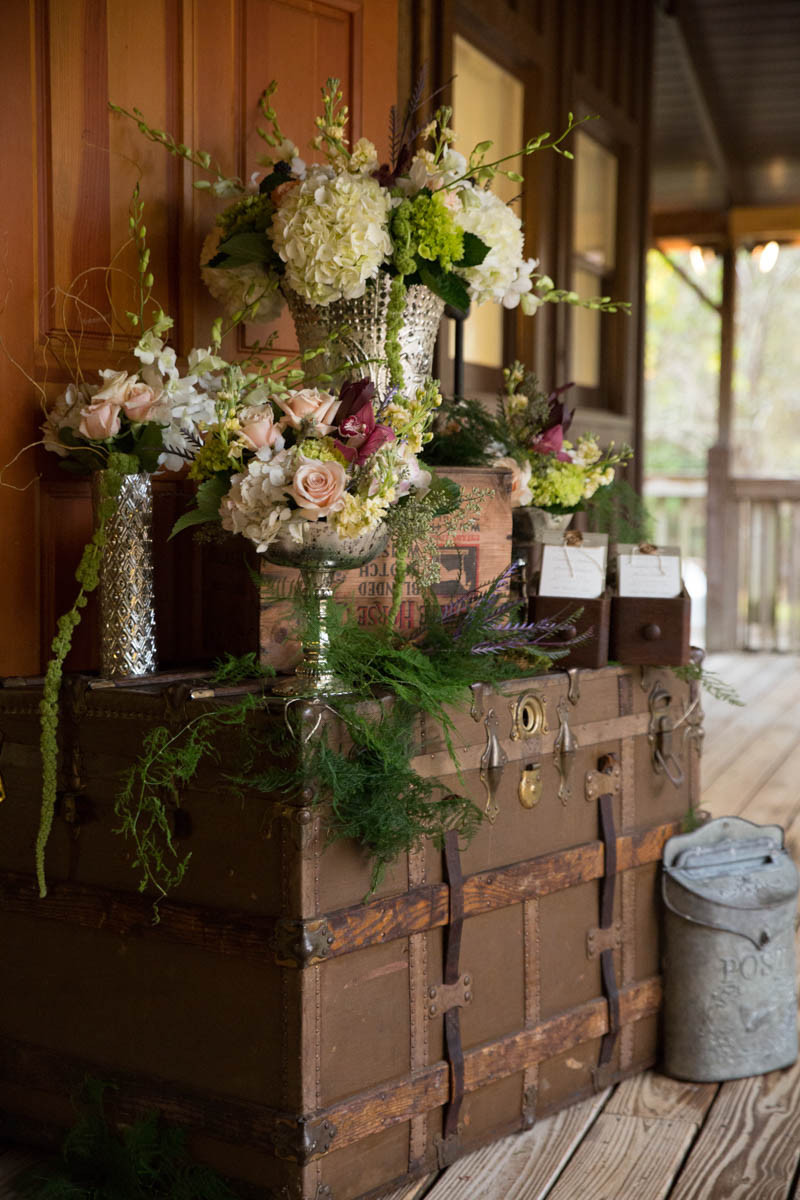 Country Weddings Decorations
 Rustic Outdoor Wedding at Lake Iamonia Lodge in