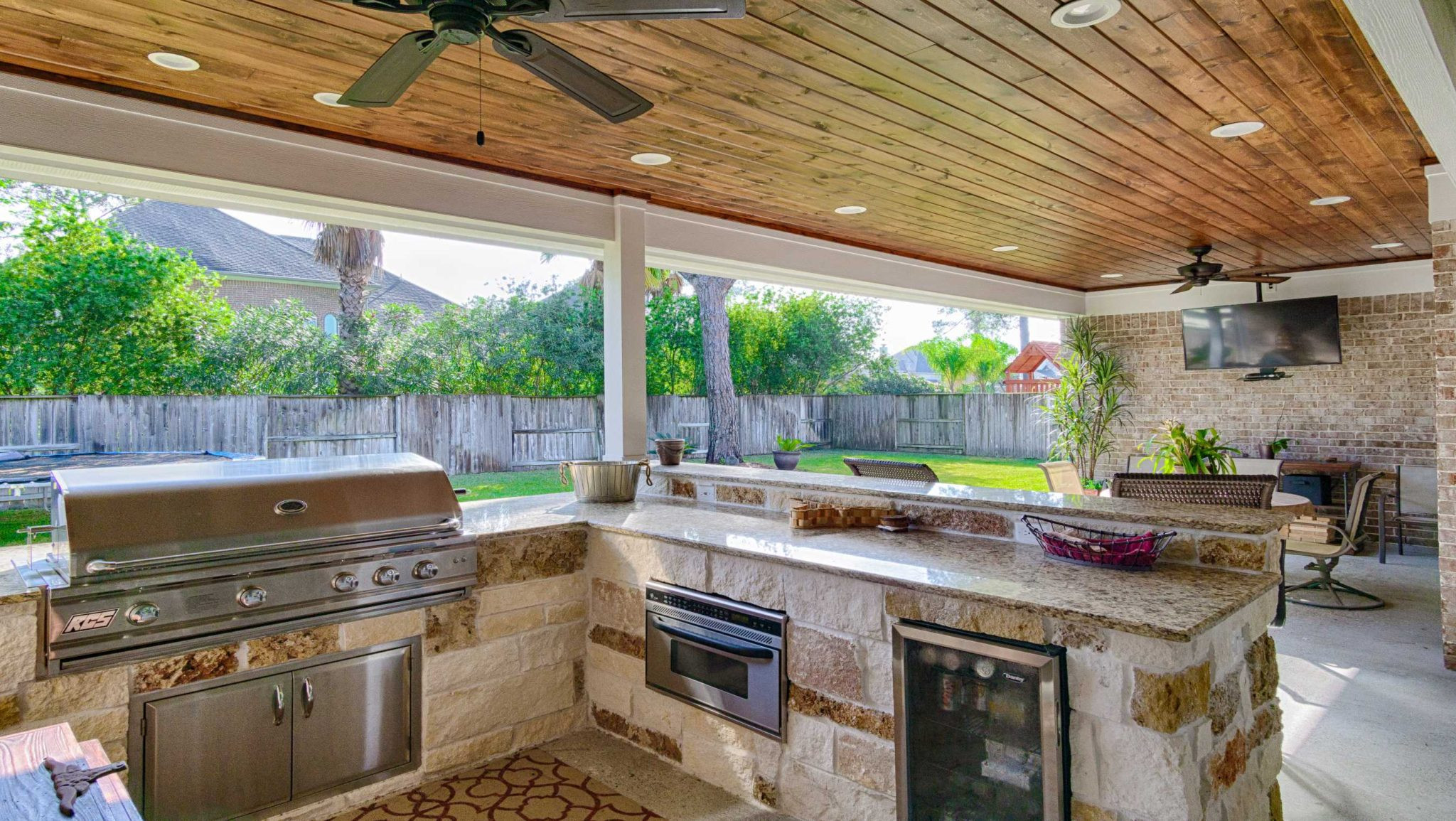 Covered Outdoor Kitchen
 The Woodlands Outdoor Kitchen & Covered Patio Construction