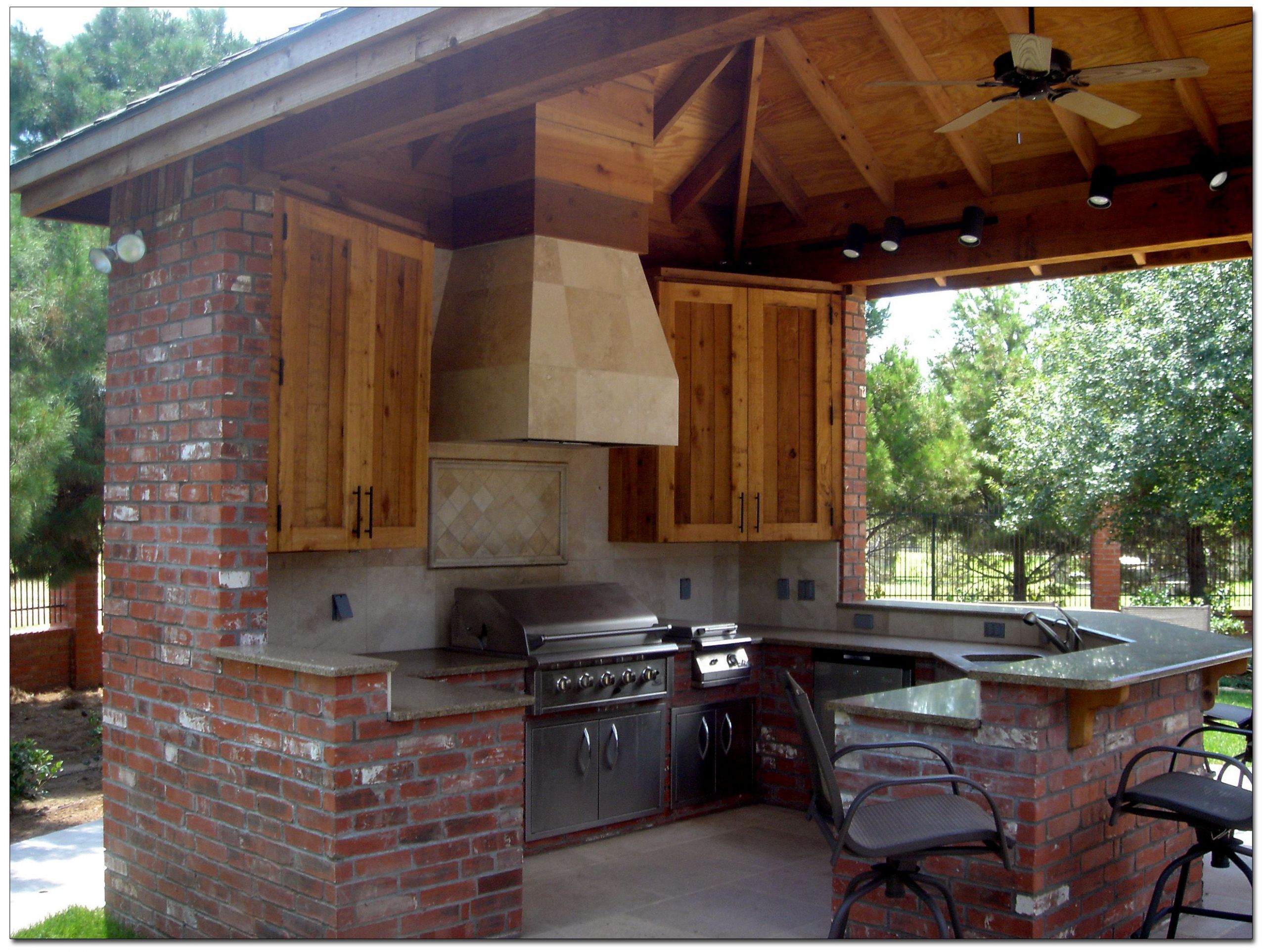 Covered Outdoor Kitchen Plans
 Outdoor Kitchen Plans Constructed Freshly in Backyard